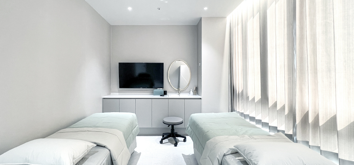 YOU&I Gwangju branch consultation or treatment space