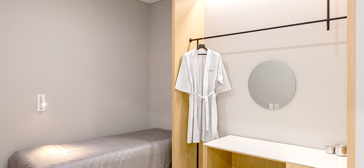 YOU&I Ilsan branch consultation or treatment space